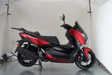 Скутер VMC X-MAX