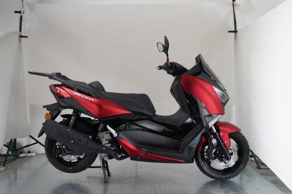Скутер VMC X-MAX