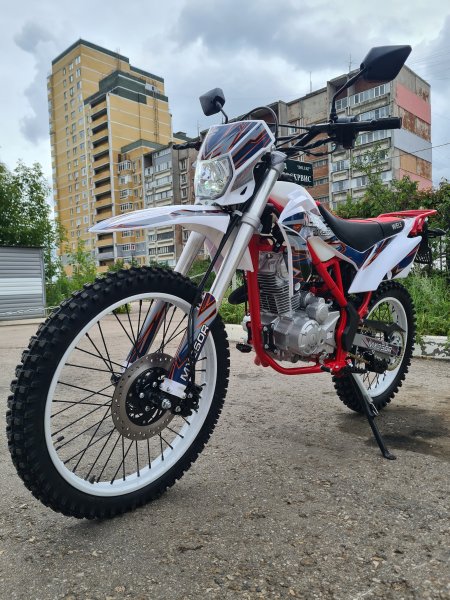 Эндуро кроссовый мотоцикл WELS MX250 красный