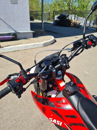Эндуро кроссовый мотоцикл Progasi Super Max 250RR красный