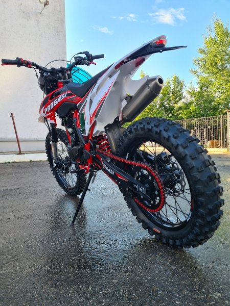 Эндуро кроссовый мотоцикл Progasi Super Max 300 PRO красный