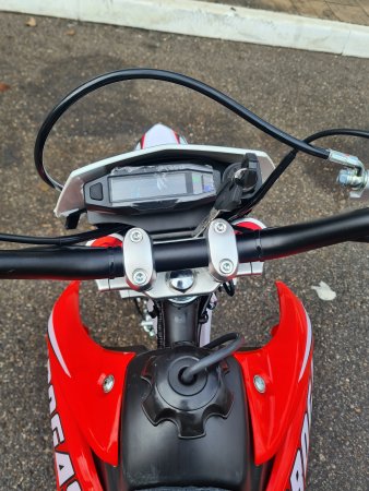 Эндуро кроссовый мотоцикл Progasi Max 150 красный