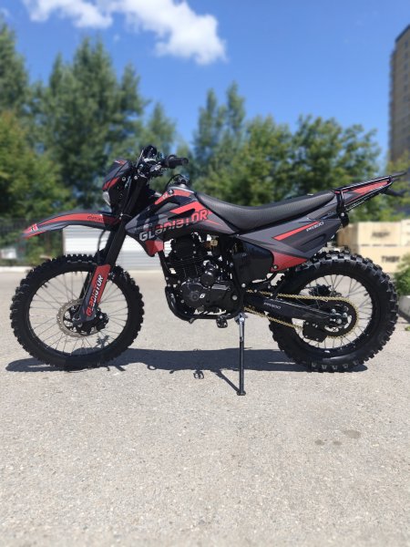 Эндуро кроссовый мотоцикл GLADIATOR C4