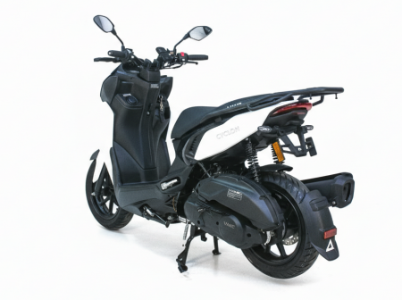Скутер VMC Cyclone 49/170