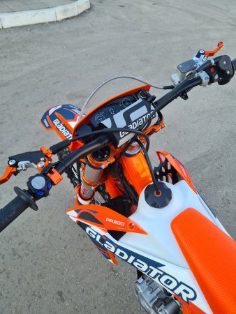 Эндуро кроссовый мотоцикл GLADIATOR K6 