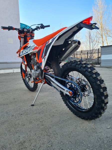 Эндуро кроссовый мотоцикл GLADIATOR K6 