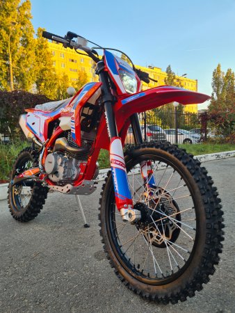Эндуро кроссовый мотоцикл TMBK Kinetic 300H красный