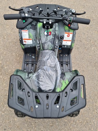 Детский электрический квадроцикл Motax Grizlik Midi E1000 BW зеленый камуфляж