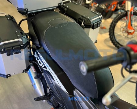 Скутер Regulmoto XDV ADVENTURE 300CC в комплекте с кофрами (LJ300T-18) EFI c ПТС
