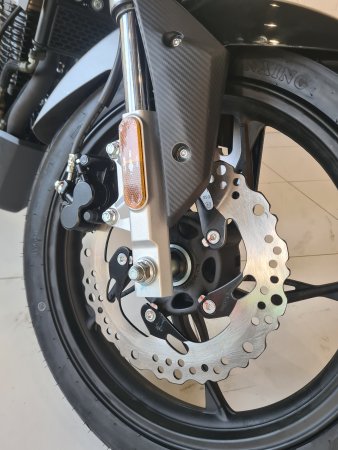 Мотоцикл нейкед Loncin CR4 II черный