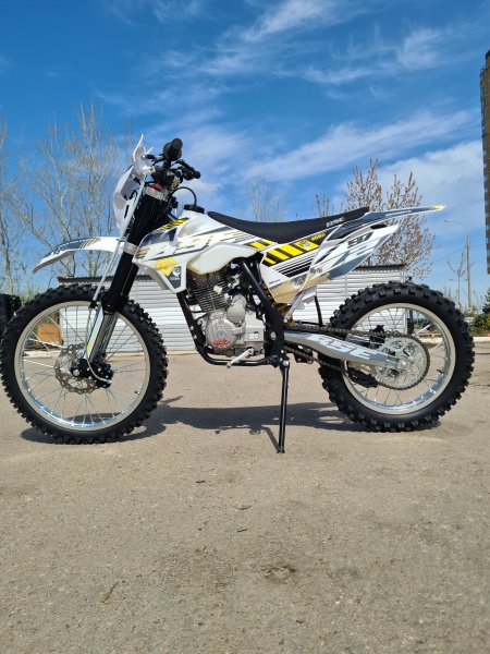 Эндуро кроссовый мотоцикл BSE Z2 21/18 (015) roqvi yellow