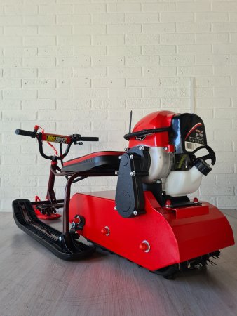 Детский бензиновый снегоход Snow Kids Compact 4T красный