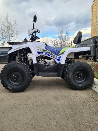 Бензиновый квадроцикл Mikilon Gladiator F200 белый
