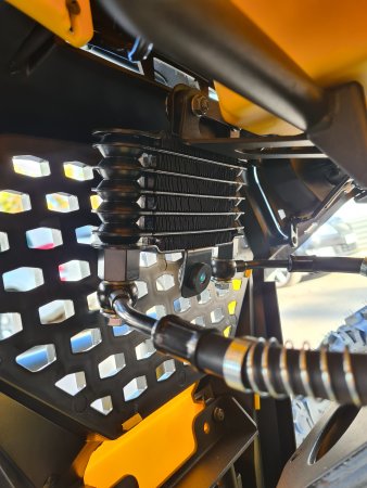 Бензиновый квадроцикл Dazzle ATV200 Lux желтый