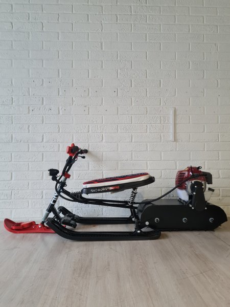 Детский бензиновый снегоход Snow Kids Lux 4T черный