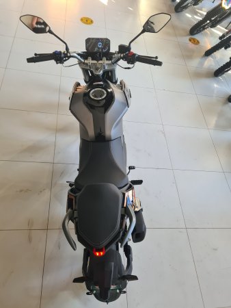 Мотоцикл нейкед Loncin CR4 II черный