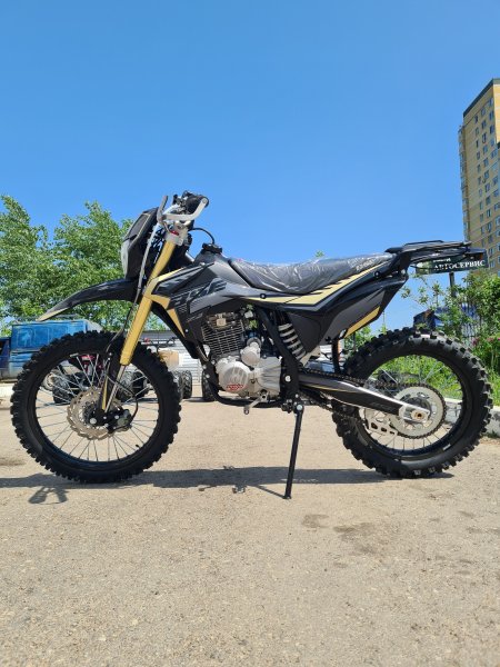 Эндуро кроссовый мотоцикл BSE Z3 21/18 (130) gold black