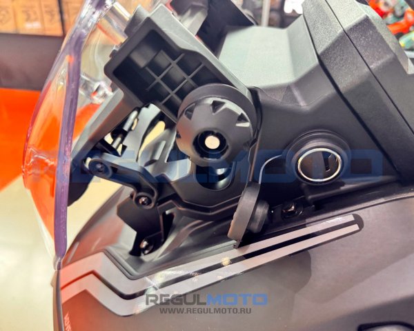 Скутер Regulmoto XDV TRAVELER (LJ-1) 175 c ПТС