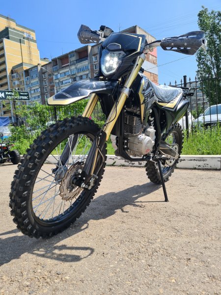 Эндуро кроссовый мотоцикл BSE Z3 21/18 (130) gold black