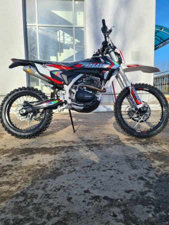 Эндуро кроссовый мотоцикл Progasi Ibiza 300 красный