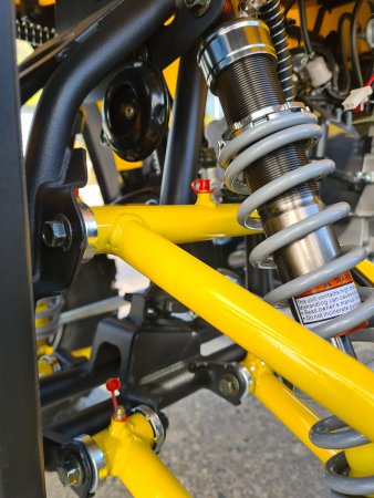 Бензиновый квадроцикл Dazzle ATV200 Lux желтый