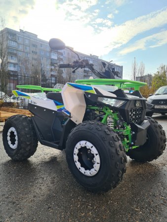 Детский бензиновый квадроцикл Gladiator F125 бело-зеленый