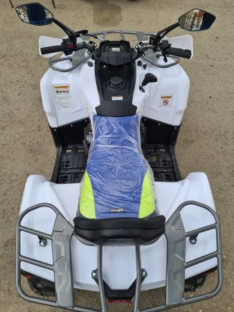 Бензиновый квадроцикл Mikilon Gladiator F200 белый