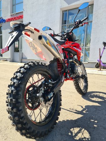 Эндуро кроссовый мотоцикл Progasi Super Max 250RR красный