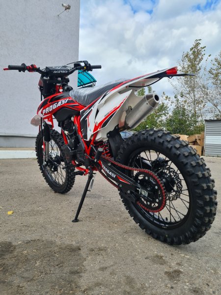 Эндуро кроссовый мотоцикл Progasi Super Max 250 красный