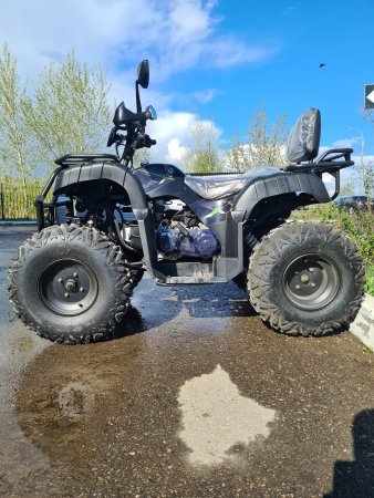 Бензиновый квадроцикл Gladiator H200 черный