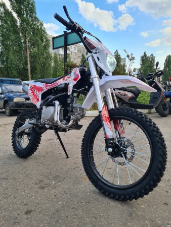 Питбайк SSSR Core 125 EA 17/14 Red Cat Mask