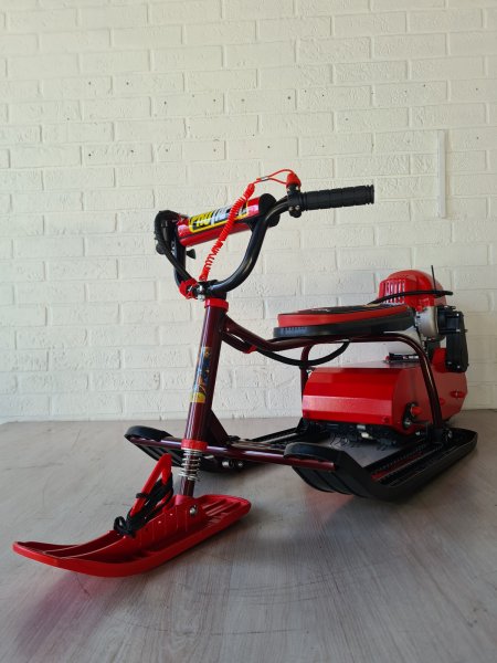 Детский бензиновый снегоход Snow Kids Compact 4T красный