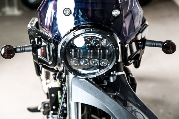 Дорожный мотоцикл SPRMOTORS Wolf 300 WC