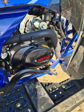 Детский бензиновый квадроцикл Motax Grizlik A125 черно-синий