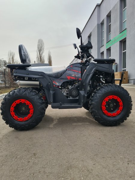 Бензиновый квадроцикл Gladiator G200 черный