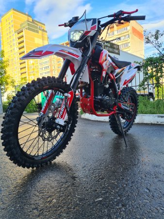 Эндуро кроссовый мотоцикл Progasi Super Max 300 PRO красный