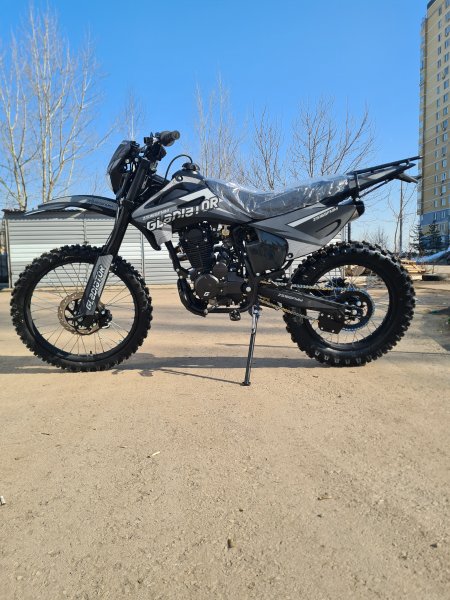 Эндуро кроссовый мотоцикл GLADIATOR C1