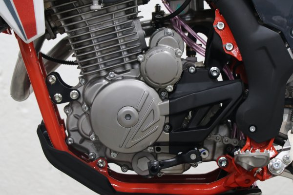 Эндуро кроссовый мотоцикл Loncin X-Spurs 300