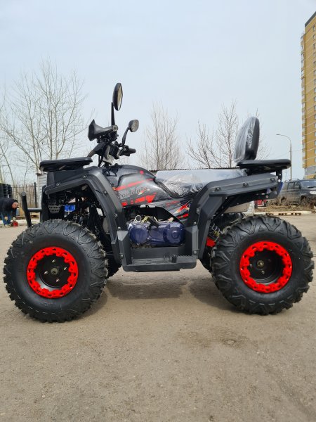 Бензиновый квадроцикл Gladiator G200 черный