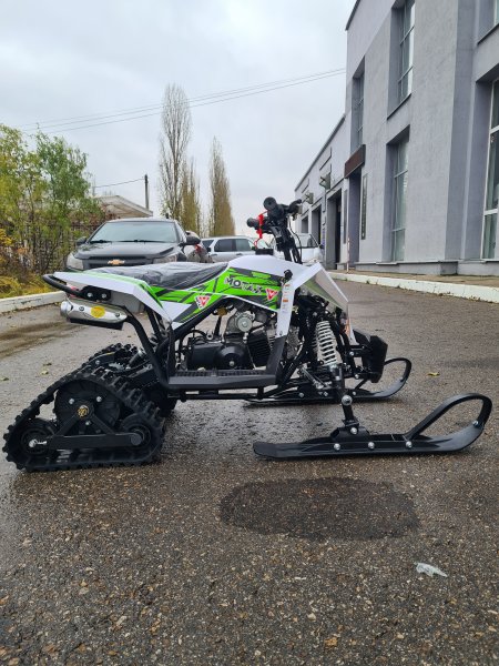 Детский бензиновый снегоход-квадроцикл Motax Gekkon Snow 90cc бело-зеленый