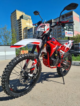 Эндуро кроссовый мотоцикл Progasi Super Max 250RR красный
