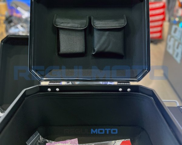 Скутер Regulmoto XDV ADVENTURE 300CC в комплекте с кофрами (LJ300T-18) EFI c ПТС