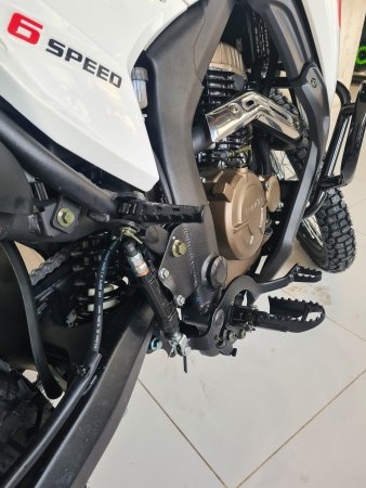 Турэндуро Loncin DS 250 белый