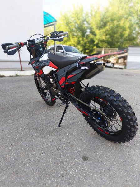 Эндуро кроссовый мотоцикл GLADIATOR K1